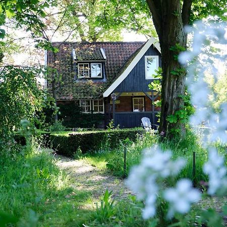 Loosan Lodges Gastenhuis Reutum Eksteriør billede