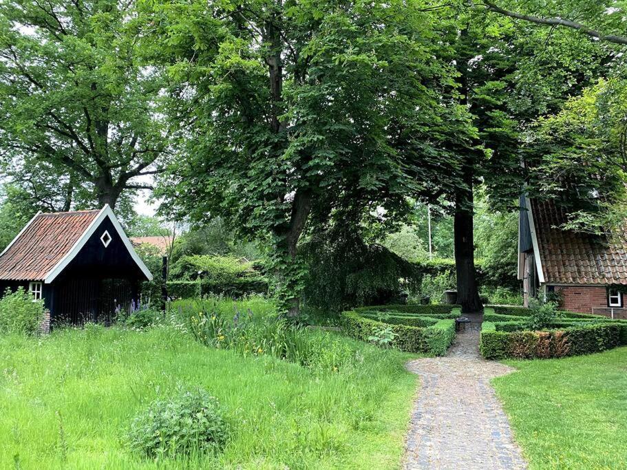 Loosan Lodges Gastenhuis Reutum Eksteriør billede