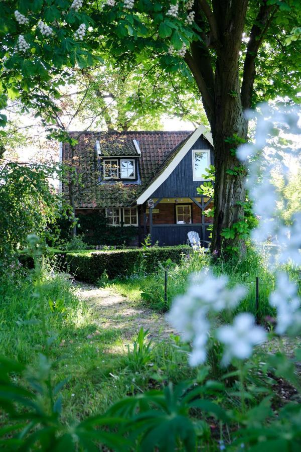 Loosan Lodges Gastenhuis Reutum Eksteriør billede